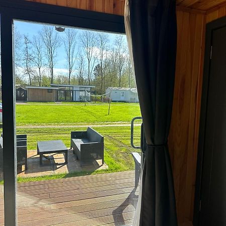 Luxe Tiny House Bij Het Leekstermeer Matsloot Exterior photo